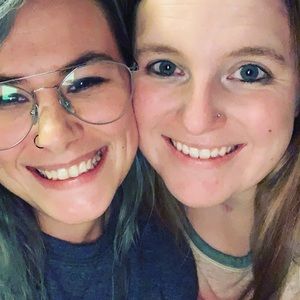 Meet your Posher, Candace